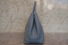 将图片加载到图库查看器，HERMES GARDEN PARTY PM Negonda leather Blue lin □Q刻印 Tote bag 700120218

