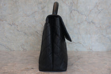 画像をギャラリービューアに読み込む, CHANEL/シャネル マトラッセ台形ハンドバッグ キャビアスキン ブラック/ゴールド金具 ハンドバッグ 800020013
