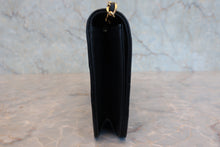 将图片加载到图库查看器，CHANEL/香奈儿 CF 按压锁 链条包 羊皮 Black/Gold Hardware(黑色/金色金属) 肩背包 800090091
