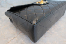 Load image into Gallery viewer, CHANEL Medium Matelasse single flap chain shoulder bag Lambskin Black/Gold hadware Shoulder bag 700100065
