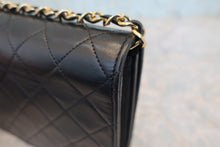 将图片加载到图库查看器，CHANEL/香奈儿 CF 按压锁 链条包 羊皮 Black/Gold Hardware(黑色/金色金属) 肩背包 800090091
