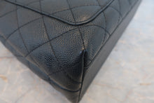 画像をギャラリービューアに読み込む, CHANEL/シャネル マトラッセ台形ハンドバッグ キャビアスキン ブラック/ゴールド金具 ハンドバッグ 800020013
