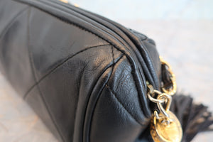 CHANEL/シャネル ココマークフリンジチェーンショルダーバッグ ラムスキン ブラック/ゴールド金具 ショルダーバッグ 700060286