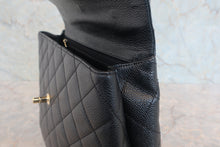 画像をギャラリービューアに読み込む, CHANEL/シャネル マトラッセ台形ハンドバッグ キャビアスキン ブラック/ゴールド金具 ハンドバッグ 800020013
