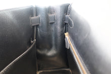 Load image into Gallery viewer, HERMES KELLY 32 Box carf leather Black 〇Z Engraving Shoulder bag 700050105

