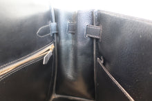Load image into Gallery viewer, HERMES KELLY 32 Box carf leather Black 〇Z Engraving Shoulder bag 700050105
