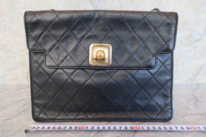 CHANEL/シャネル マトラッセショルダーバッグ ラムスキン ブラック/ゴールド金具 ショルダーバッグ 600120082