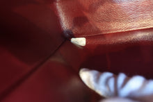 Load image into Gallery viewer, CHANEL Medium Matelasse single flap chain shoulder bag Lambskin Black/Gold hadware Shoulder bag 700100065
