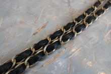 Load image into Gallery viewer, CHANEL Matelasse Full flap chain shoulder bag Lambskin Black/Gold hadware Shoulder bag 800060111
