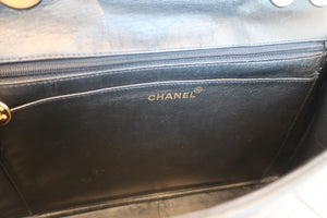 CHANEL/シャネル 中マトラッセシングルフラップチェーンショルダーバッグ ラムスキン ブラック/ゴールド金具 ショルダーバッグ 600100005