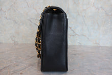 将图片加载到图库查看器，CHANEL/香奈儿 coco小姐 V线 链条包 羊皮 Black/Gold hadware(黑色/金色金属) 肩背包 800080007
