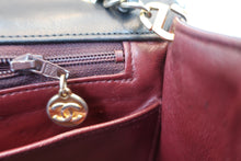 Load image into Gallery viewer, CHANEL Matelasse Full flap chain shoulder bag Lambskin Black/Gold hadware Shoulder bag 800060111
