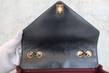 将图片加载到图库查看器，CHANEL/香奈儿 coco小姐 V线 链条包 羊皮 Black/Gold hadware(黑色/金色金属) 肩背包 800080007
