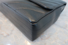 将图片加载到图库查看器，CHANEL/香奈儿 垂直针迹 链条包 荔枝皮 Black/Gold hadware(黑色/金色金属) 肩背包 800090092
