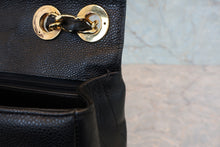 将图片加载到图库查看器，CHANEL/香奈儿 垂直针迹 链条包 荔枝皮 Black/Gold hadware(黑色/金色金属) 肩背包 800090092
