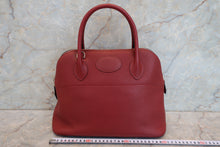 Load image into Gallery viewer, HERMES／BOLIDE 31 Clemence leather Rouge H □Q Engraving Shoulder bag 700100080
