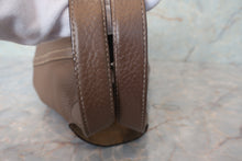 画像をギャラリービューアに読み込む, HERMES／エルメス ピコタンロックＰＭ トリヨンクレマンス エトゥープ ハンドバッグ 700110100
