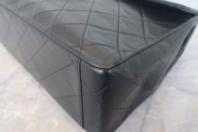 画像をギャラリービューアに読み込む, CHANEL/シャネル デカマトラッセシングルフラップチェーンショルダーバッグ ラムスキン ブラック/ゴールド金具 ショルダーバッグ 800020060
