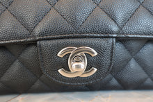 画像をギャラリービューアに読み込む, CHANEL/シャネル ミニマトラッセシングルフラップチェーンショルダーバッグ キャビアスキン ブラック/シルバー金具 ショルダーバッグ 800040039
