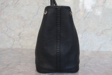 将图片加载到图库查看器，HERMES GARDEN PARTY PM Negonda leather Black □L刻印 Tote bag 600110168
