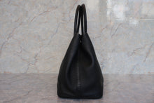 将图片加载到图库查看器，HERMES GARDEN PARTY PM Negonda leather Black □L刻印 Tote bag 600110168
