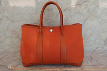 將圖片載入圖庫檢視器 HERMES／エルメス ガーデンパーティＴＰＭ トワルオフィシェ/レザー ポティロン □I刻印 ショルダーバッグ 700050151

