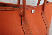 將圖片載入圖庫檢視器 HERMES／エルメス ガーデンパーティＴＰＭ トワルオフィシェ/レザー ポティロン □I刻印 ショルダーバッグ 700050151
