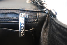 画像をギャラリービューアに読み込む, CHANEL/シャネル ミニマトラッセシングルフラップチェーンショルダーバッグ キャビアスキン ブラック/シルバー金具 ショルダーバッグ 800040039
