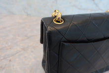 将图片加载到图库查看器，CHANEL/香奈儿 迷你CF 链条包 羊皮 Black/Gold hadware(黑色/金色金属) 肩背包 800090035
