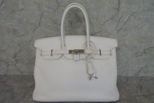 Load image into Gallery viewer, HERMES BIRKIN 35 Clemence leather White □I Engraving Hand bag 600120012
