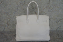 Load image into Gallery viewer, HERMES BIRKIN 35 Clemence leather White □I Engraving Hand bag 600120012
