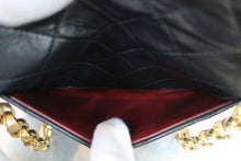 将图片加载到图库查看器，CHANEL/香奈儿 迷你CF 链条包 羊皮 Black/Gold hadware(黑色/金色金属) 肩背包 800090035
