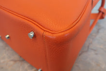 画像をギャラリービューアに読み込む, HERMES／エルメス リンディ30 トリヨンクレマンス オレンジポピー □R刻印 ショルダーバッグ 700120229
