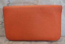 Load image into Gallery viewer, HERMES  Dogon GM Togo leather Orange □H Engraving Wallet 700090224
