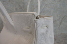 Load image into Gallery viewer, HERMES BIRKIN 35 Clemence leather White □I Engraving Hand bag 600120012
