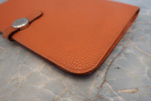 Load image into Gallery viewer, HERMES  Dogon GM Togo leather Orange □H Engraving Wallet 700090224
