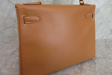Load image into Gallery viewer, HERMES KELLY 32 Box carf leather Natural 〇Y Engraving Shoulder bag 700070129
