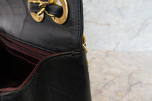 将图片加载到图库查看器，CHANEL/香奈儿 中号CF 单盖包 链条包 羊皮 Black/Gold hadware(黑色/金色金属) 肩背包 700030077
