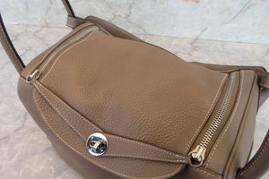 HERMES／エルメス リンディ30 トリヨンクレマンス エトゥープ □L刻印 ショルダーバッグ 700070303