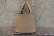 画像をギャラリービューアに読み込む, HERMES／エルメス ピコタンロックＰＭ トリヨンクレマンス パルシュマン □L刻印 ハンドバッグ 700110102
