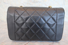 Load image into Gallery viewer, CHANEL  Diana matelasse chain shoulder bag Lambskin Black/Gold hadware Shoulder bag 800030100
