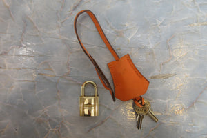 HERMES／エルメス オータクロア32 ボックスカーフ オレンジ □E刻印 ハンドバッグ 700080110