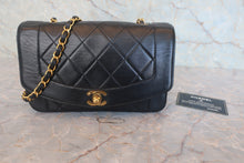 将图片加载到图库查看器，CHANEL/香奈儿 戴妃 CF 链条包 羊皮 Black/Gold hadware(黑色/金色金属) 肩背包 800030170
