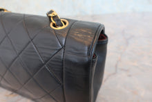 将图片加载到图库查看器，CHANEL/香奈儿 戴妃 CF 链条包 羊皮 Black/Gold hadware(黑色/金色金属) 肩背包 800030170
