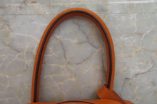 Load image into Gallery viewer, HERMES LINDY 34 Clemence leather Orange □K Engraving Shoulder bag 600110177
