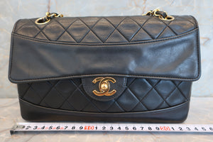 CHANEL/シャネル マトラッセチェーンショルダーバッグ ラムスキン ブラック/ゴールド金具 ショルダーバッグ 600100054