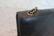 将图片加载到图库查看器，CHANEL/CF大号经典双C 链条包 羊皮 Black/Gold hadware(黑色/金色金属) 肩背包 800030099
