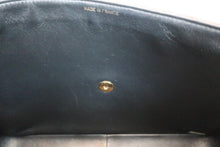 Load image into Gallery viewer, CHANEL Medium Matelasse single flap chain shoulder bag Lambskin Black/Gold hadware Shoulder bag 600050081
