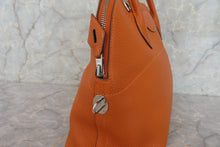 Load image into Gallery viewer, HERMES／BOLIDE 31 Clemence leather Orange □I Engraving Shoulder bag 700050091
