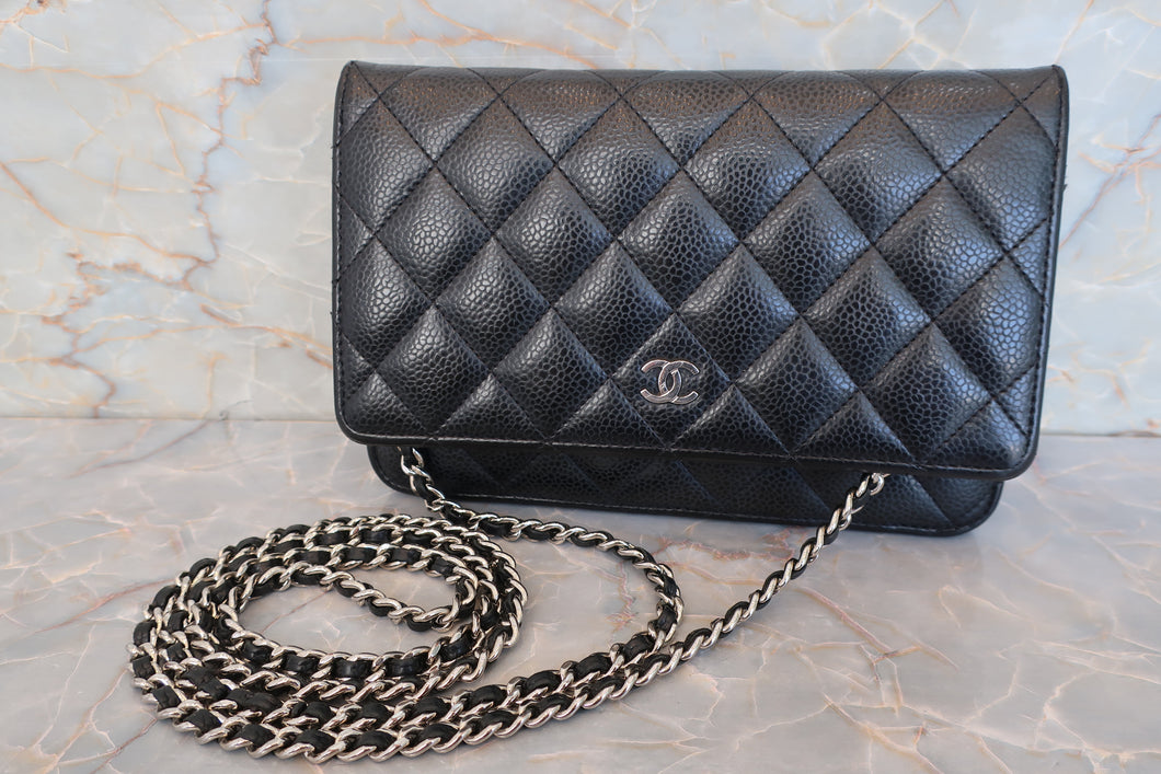 CHANEL Matelasse chain wallet Caviar skin Black/Silver hadware Shoulder bag 700010150